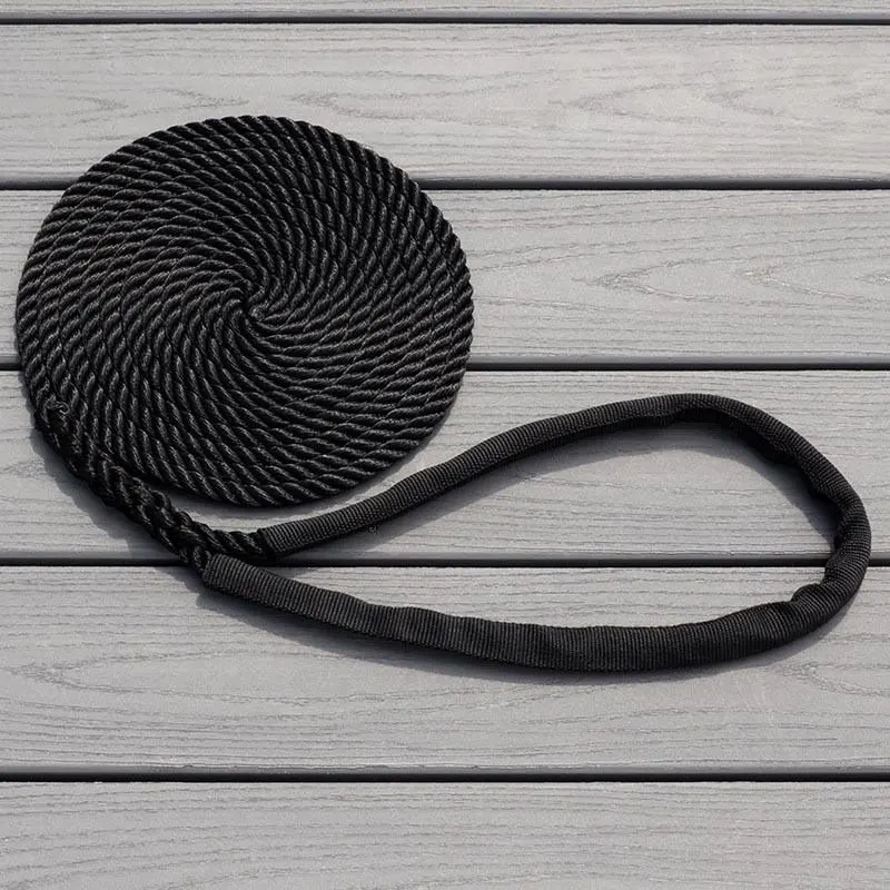 3/4" x 30 ft 3-Strand Twisted Nylon Dock Line, Black