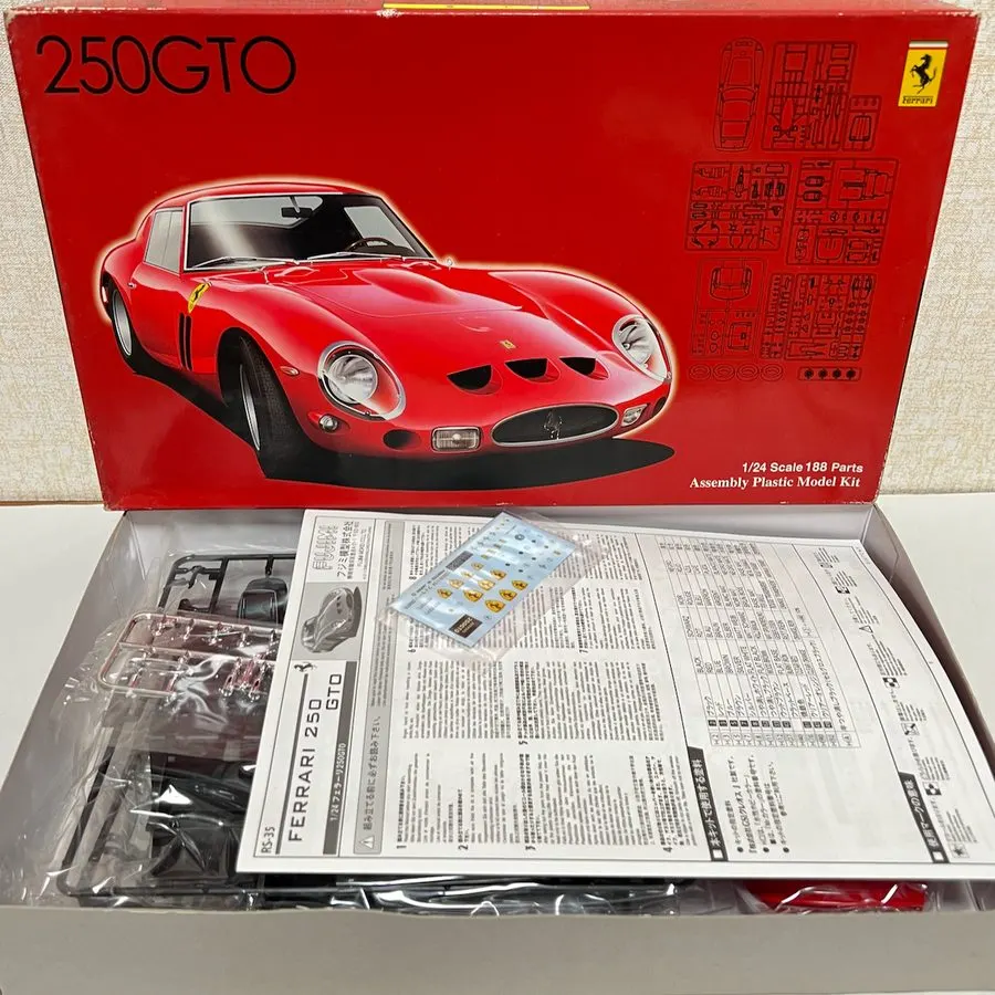1:12 Motorcycle Racer Model Kit