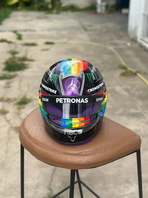 Heritage Collector Helmet — Amber Livery · Ferro & Sons Foundry