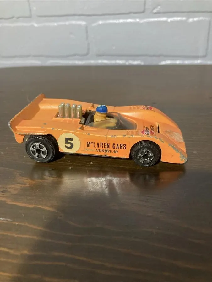 Sunset Orange Classic Race Car 1:43 Die-Cast