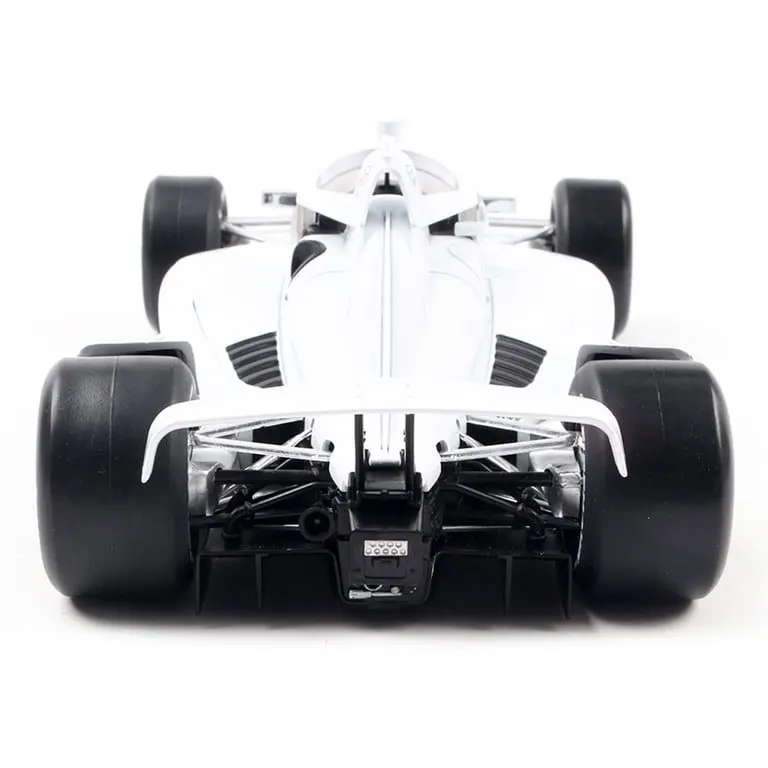 Touring Formula Racer 1:18 Collectible — Pearl