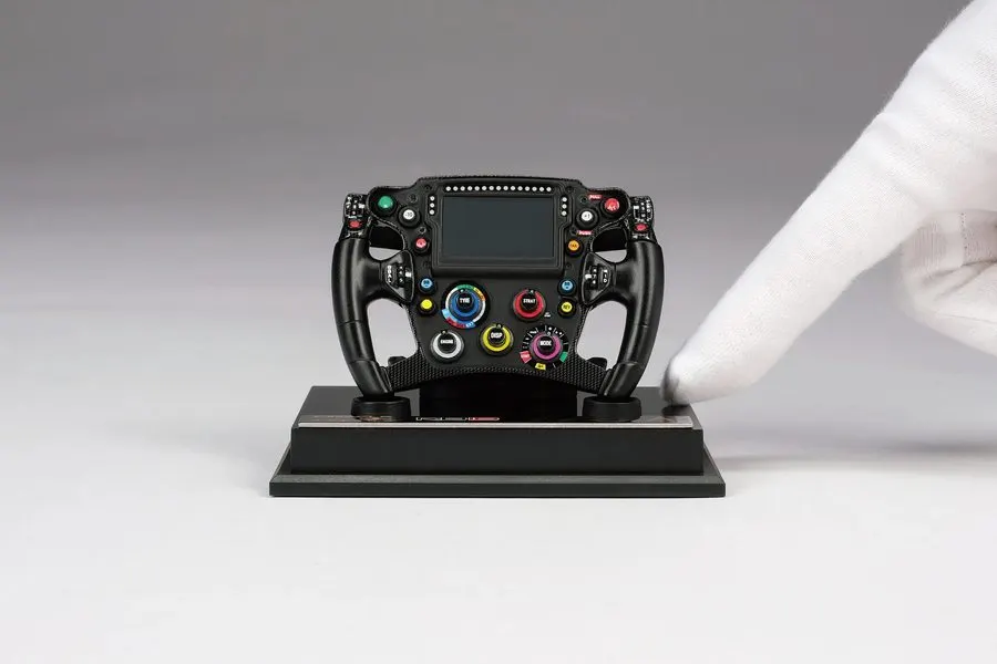 Carbon Black Replica Racing Steering Wheel Display