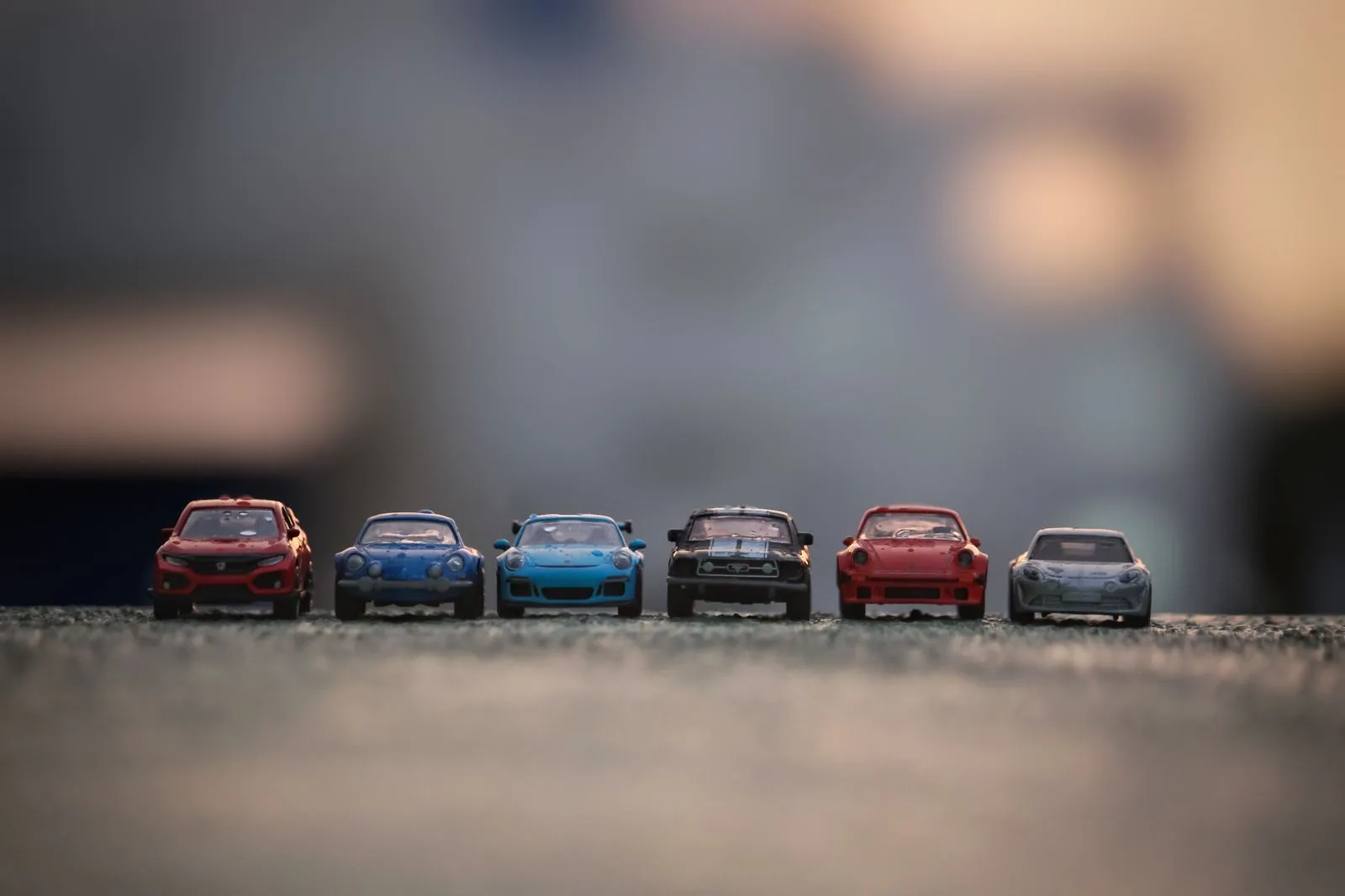 Circuit Formula Racer 1:18 Collectible — Sapphire