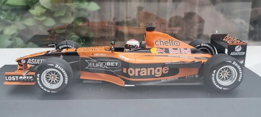 Touring Formula Racer 1:18 Collectible — Amber · Sprue & Sabre Models