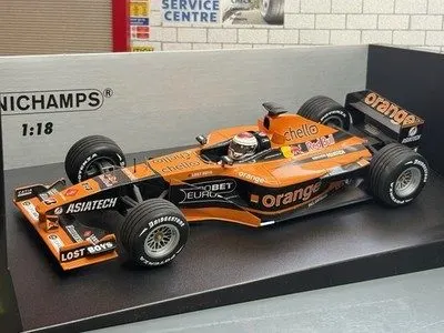 Amber Open-Wheel Racer 1:18 Die-Cast Model · Sprue & Sabre Models