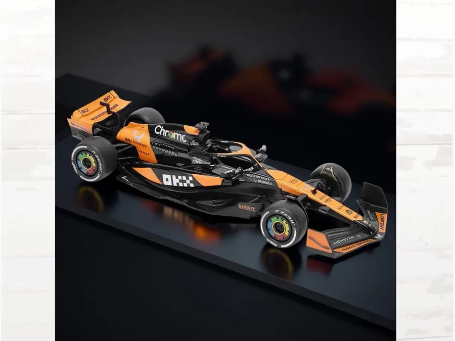 Circuit Formula Racer 1:18 Collectible — Amber · Kessler Cast Works