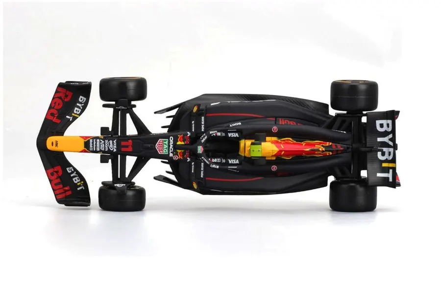 Classic Formula Racer 1:18 Collectible — Carbon