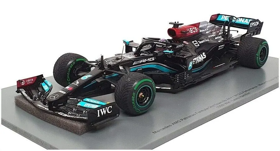 Classic Race Formula Racer 1:18 Collectible — Amber · Kessler Cast Works
