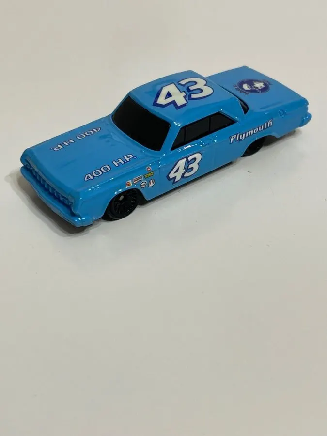 Cobalt Classic Race Car 1:43 Die-Cast