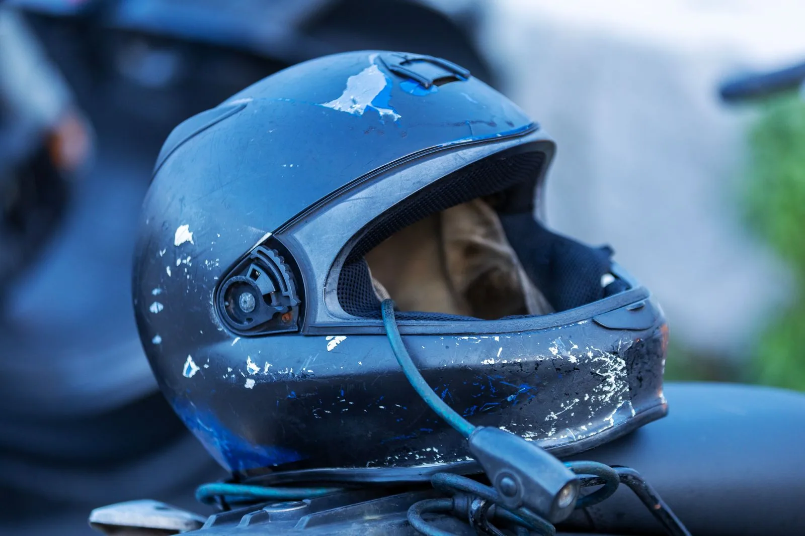 Vintage-style Collector Helmet — Slate Livery