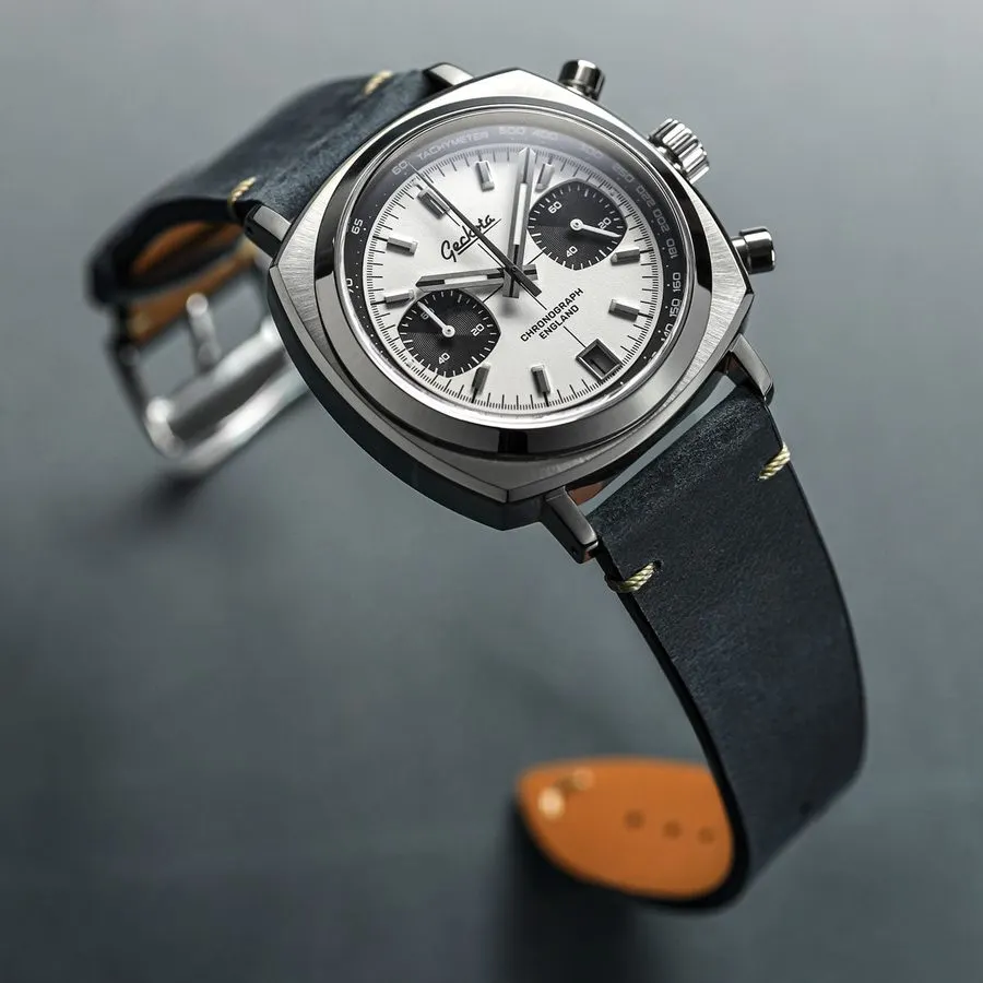 Carbon-Dial Quartz Chronograph
