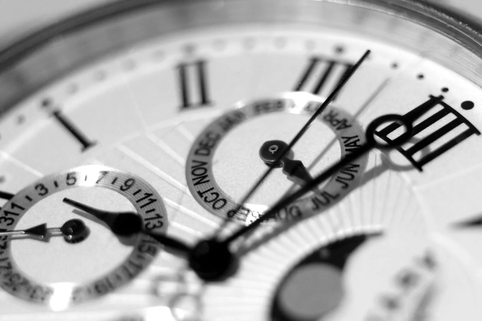 White-Dial Motorsport Chronograph Watch