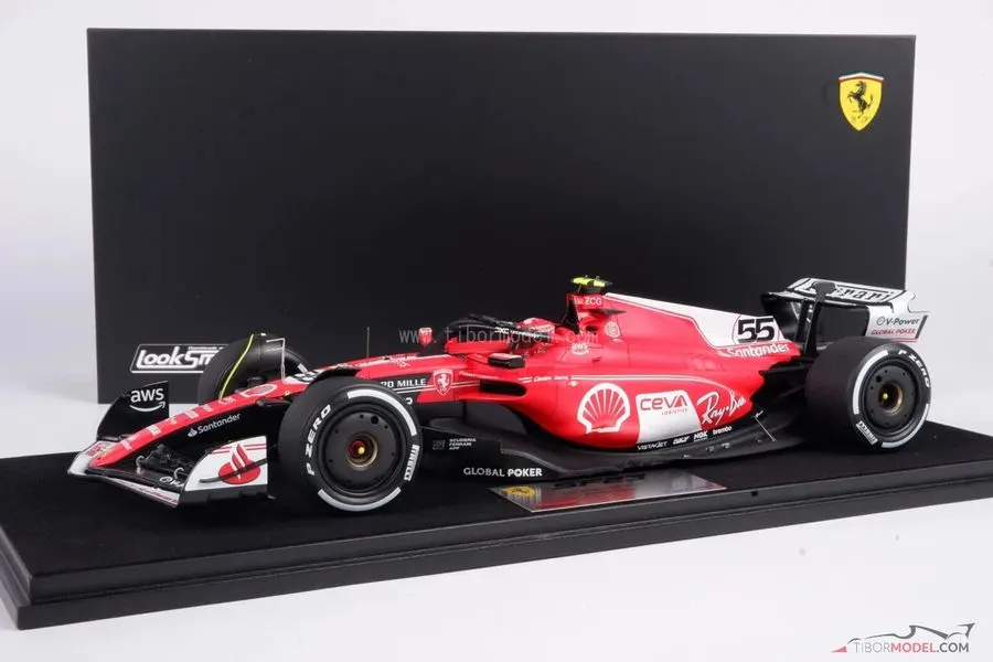 Classic Race Formula Racer 1:18 Collectible — Crimson