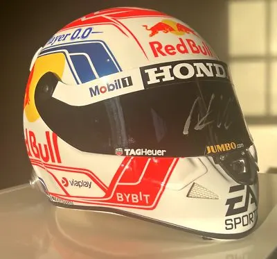 Circuit Collector Helmet — Royal Blue Livery
