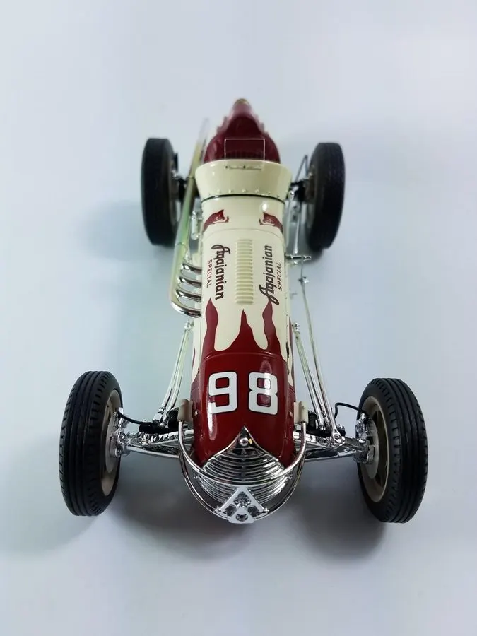 Retro Open-Wheel 1:43 Collectible — Silver