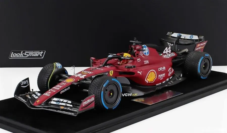 Scarlet Open-Wheel Racer 1:18 Die-Cast Model
