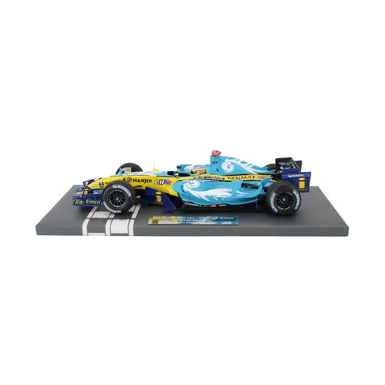 Classic Race Open-Wheel 1:43 Collectible — Matte Black