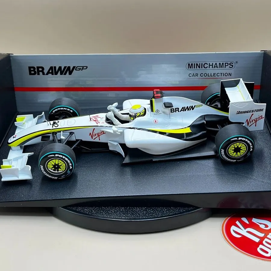 Classic Formula Racer 1:18 Collectible — Pearl