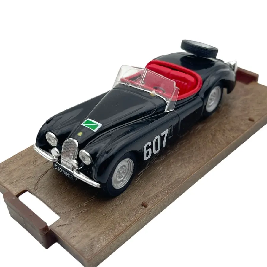 Sixties Sports-Racer 1:43 Model