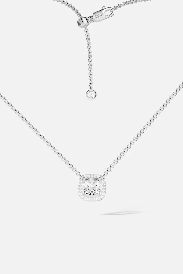 Eclat Solitaire Pendant Necklace