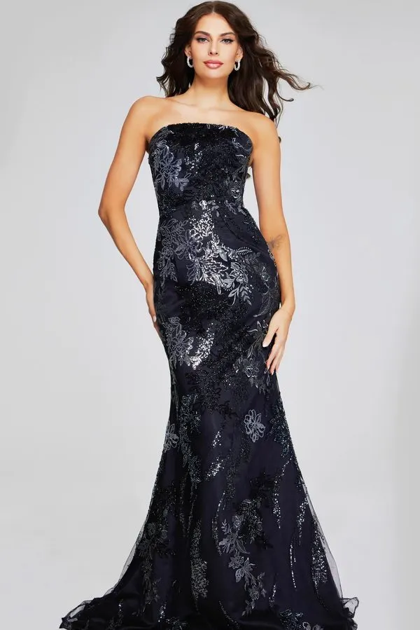 Nero Liquid-Sequin Gown