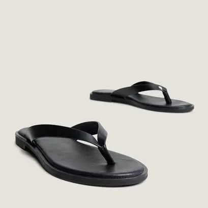 Noir Leather Thong Sandal