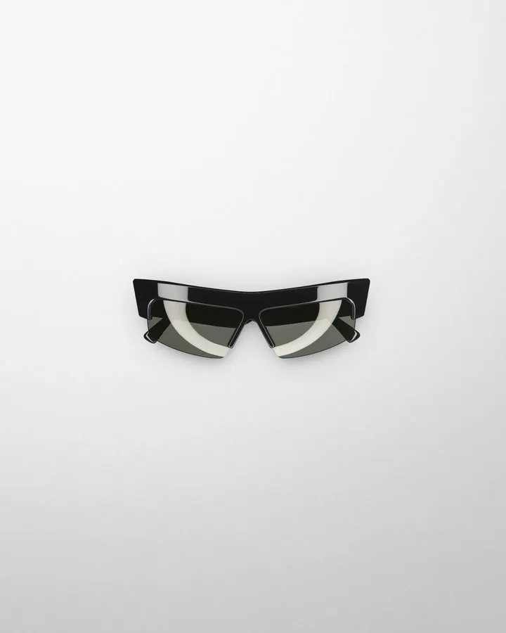 Delphi Editorial Rectangular Sunglasses