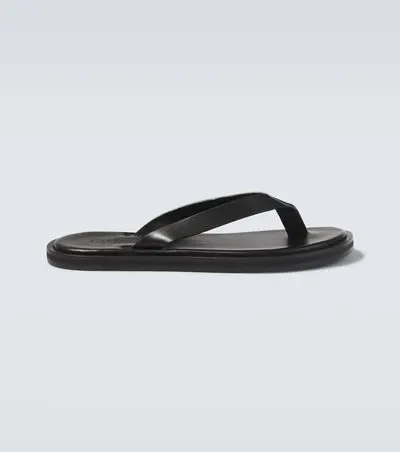 Noir Leather Thong Sandal