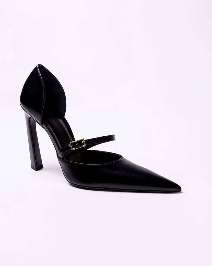 Noir Low Court Heel