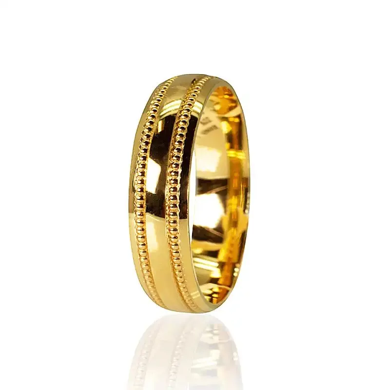 Classic Polished Gold Band
