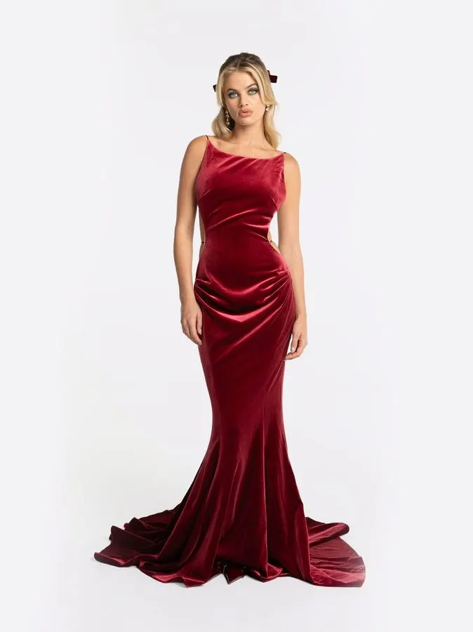 Grenat Red Velvet Gown