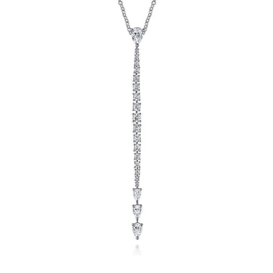 Etienne Bar Pendant Necklace