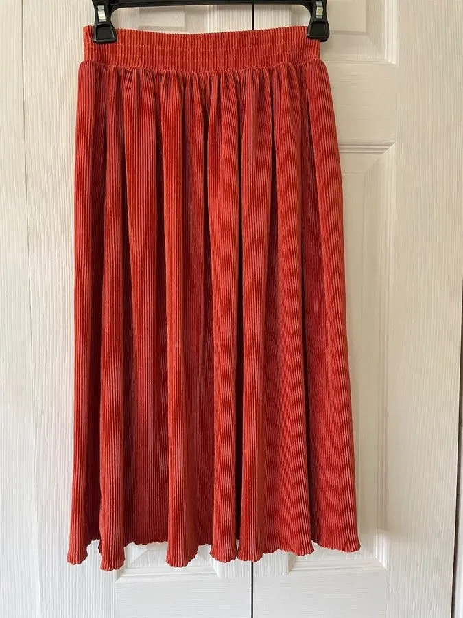 Accordion Pleated Midi Skirt