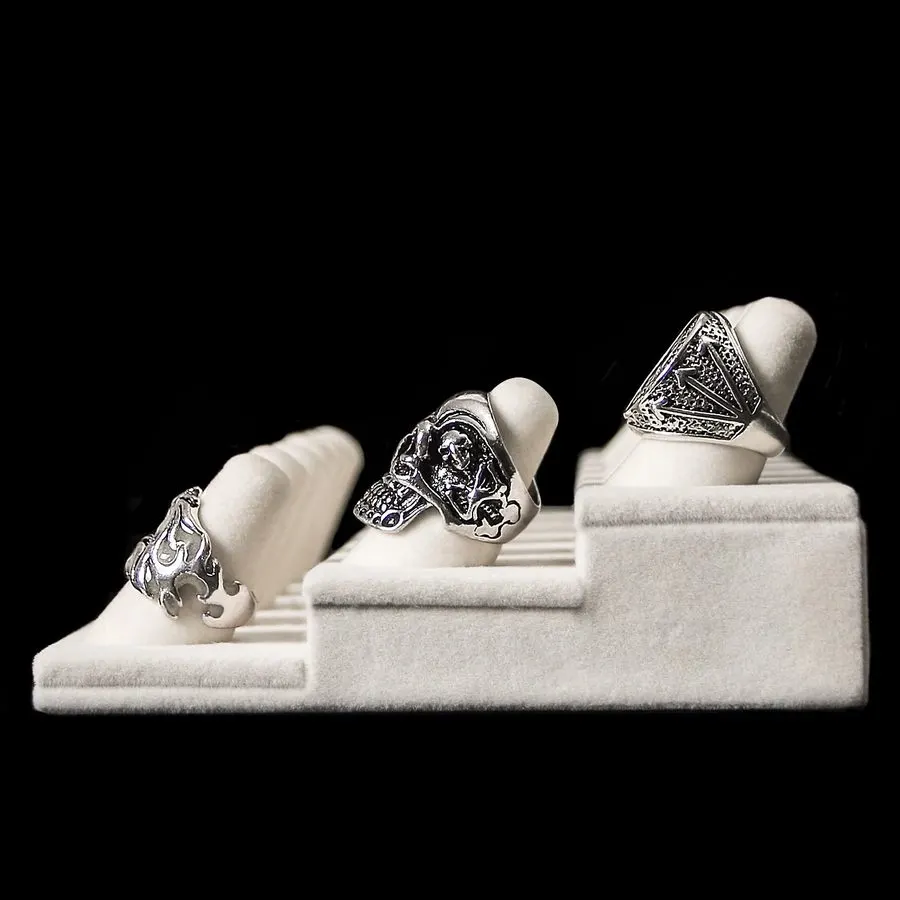 Velvet Display Silver Ring