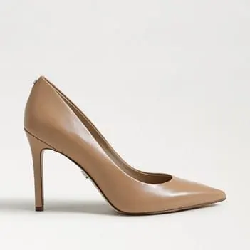 Tan Pointed Pump